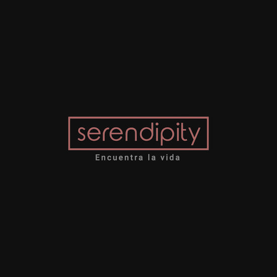 Video explicativo sobre el consomé de caldo de huesos de Serendipity Bone Broth. Aprende sobre su elaboración, ingredientes naturales y beneficios nutricionales.